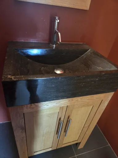 Nettoyage après une dégradation de Airbnb à Bonnieux, L'Isle-sur-la-Sorgue, Gang des Autos